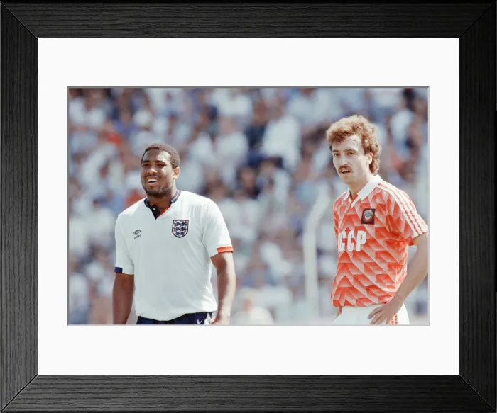 Framed Print : England v Soviet Union 1-3 1988 European Championships, Hanover Germany Group Match B