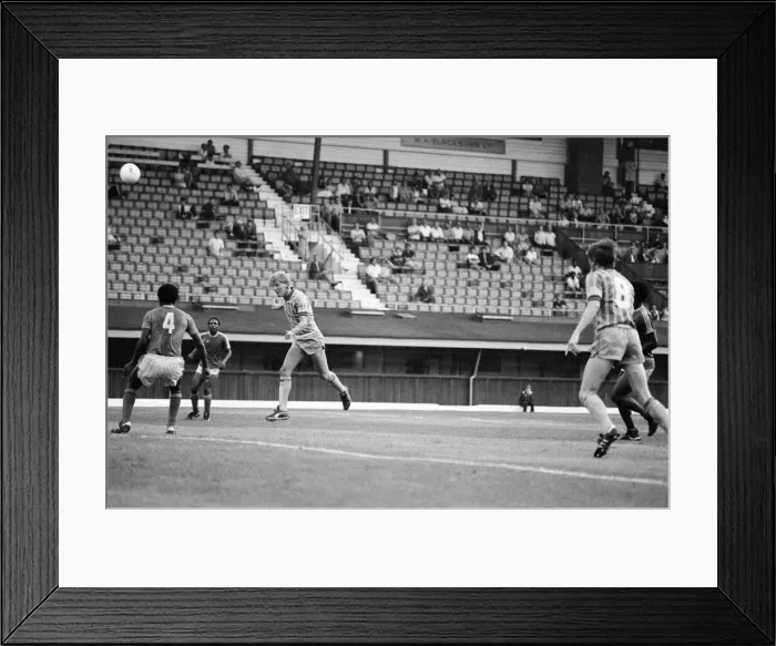 Framed Print : Coventry City v Zimbabwe, Pre Season Friendly at Highfield Road, Friday 19th August 1983 Framed Print : Coventry City v Zimbabwe, Pre Season Friendly at Highfield Road, Friday 19th August 1983
