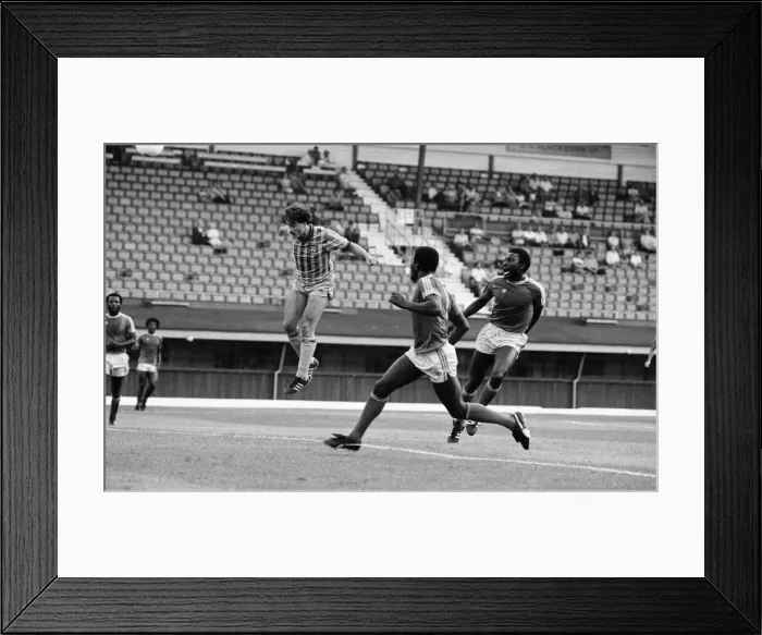 Framed Print : Coventry City v Zimbabwe, Pre Season Friendly at Highfield Road, Friday 19th August 1983 Framed Print : Coventry City v Zimbabwe, Pre Season Friendly at Highfield Road, Friday 19th August 1983