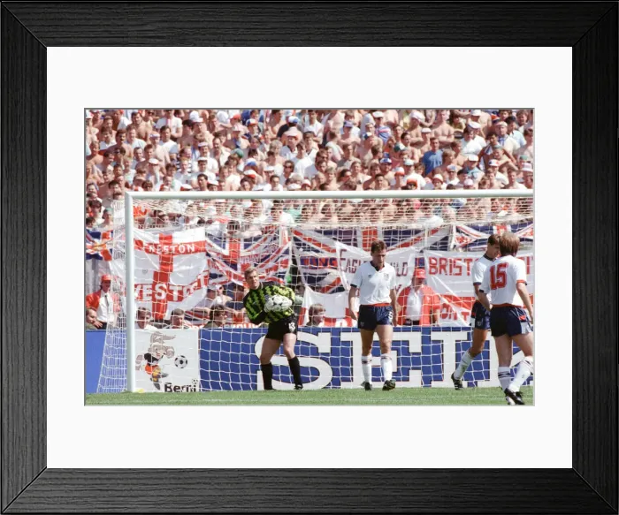 Framed Print : England v Soviet Union 1-3 1988 European Championships, Hanover Germany Group Match B