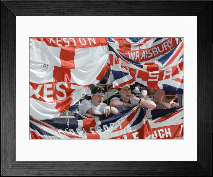 Framed Print : England v Soviet Union 1-3 1988 European Championships, Hanover Germany Group Match B