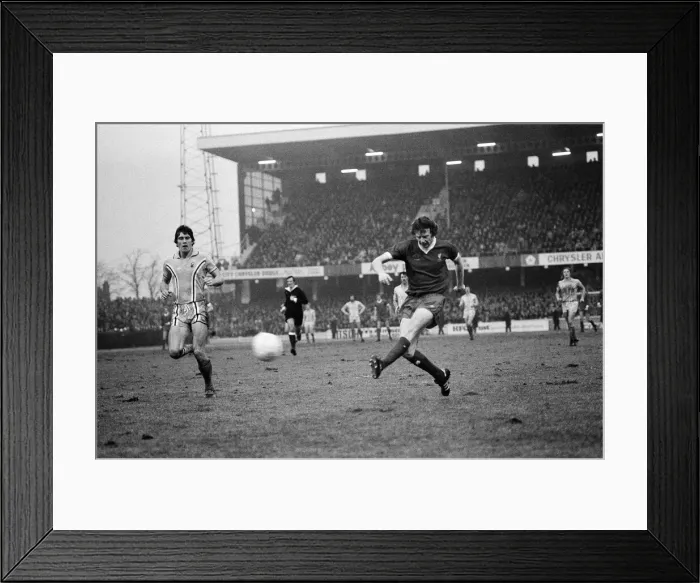 Framed Print : Coventry City v Liverpool, final score 1-0 to Coventry City. League Division One Framed Print : Coventry City v Liverpool, final score 1-0 to Coventry City. League Division One