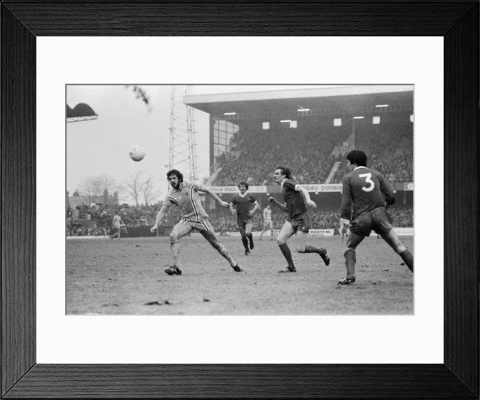 Framed Print : Coventry City v Liverpool, final score 1-0 to Coventry City. League Division One Framed Print : Coventry City v Liverpool, final score 1-0 to Coventry City. League Division One