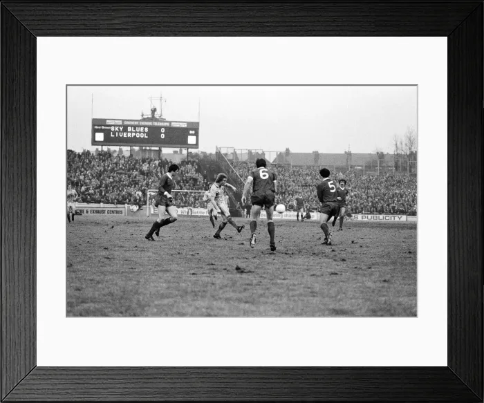 Framed Print : Coventry City v Liverpool, final score 1-0 to Coventry City. League Division One