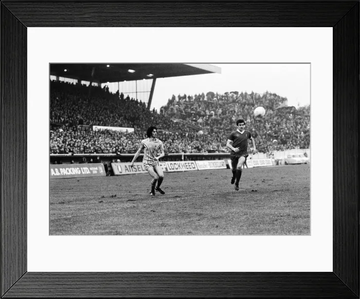 Framed Print : Coventry City v Liverpool, final score 1-0 to Coventry City. League Division One Framed Print : Coventry City v Liverpool, final score 1-0 to Coventry City. League Division One