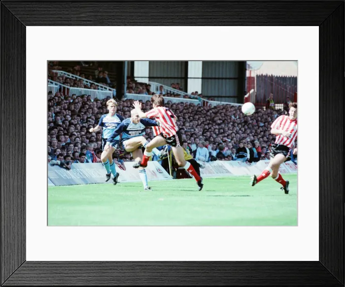 Framed Print : Sunderland 2-1 Middlesbrough, Division Two league match at Roker Park Framed Print : Sunderland 2-1 Middlesbrough, Division Two league match at Roker Park