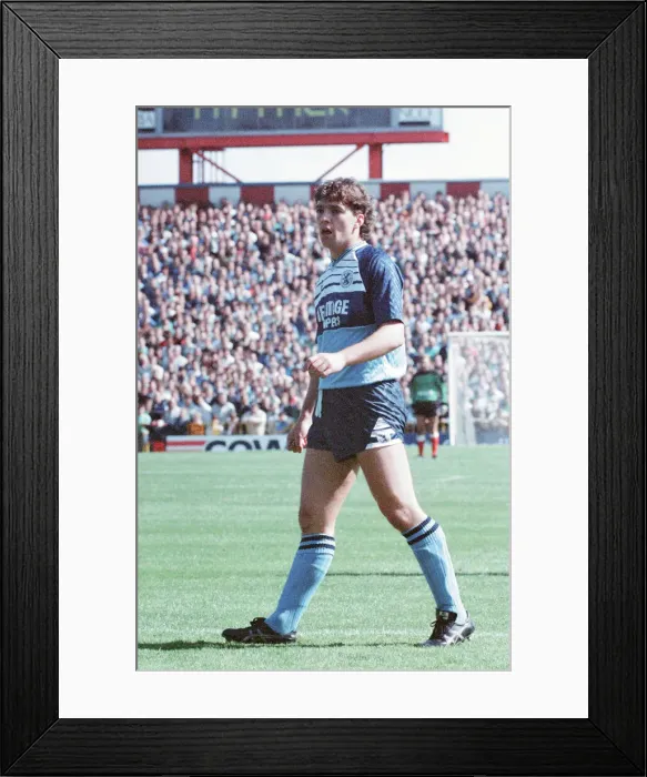 Framed Print : Sunderland 2-1 Middlesbrough, Division Two league match at Roker Park