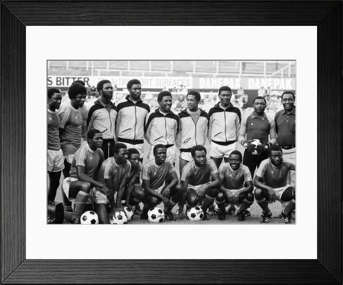 Framed Print : Coventry City v Zimbabwe, Pre Season Friendly at Highfield Road, Friday 19th August 1983 Framed Print : Coventry City v Zimbabwe, Pre Season Friendly at Highfield Road, Friday 19th August 1983