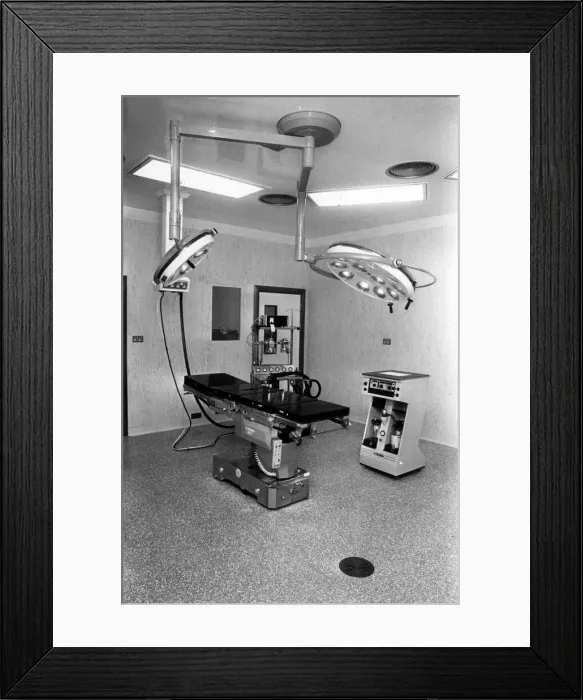 Framed Print : Queen Elizabeth Hospital, Sheriff Hill, Gateshead, England. 19th February 1986 Framed Print : Queen Elizabeth Hospital, Sheriff Hill, Gateshead, England. 19th February 1986