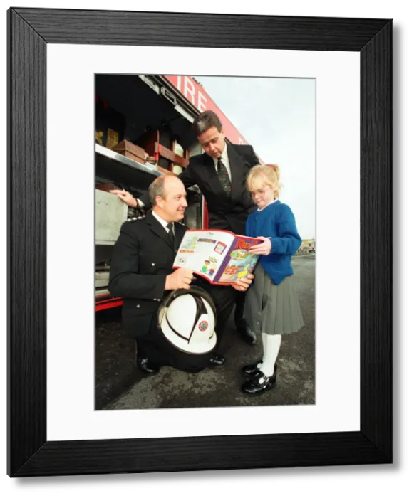 Framed Print : Pupils from St Dominics Primary School, Redcar, have all been handed out Framed Print : Pupils from St Dominics Primary School, Redcar, have all been handed out