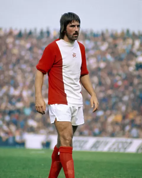 Birmingham City footballer Bob Latchford in action. August 1973