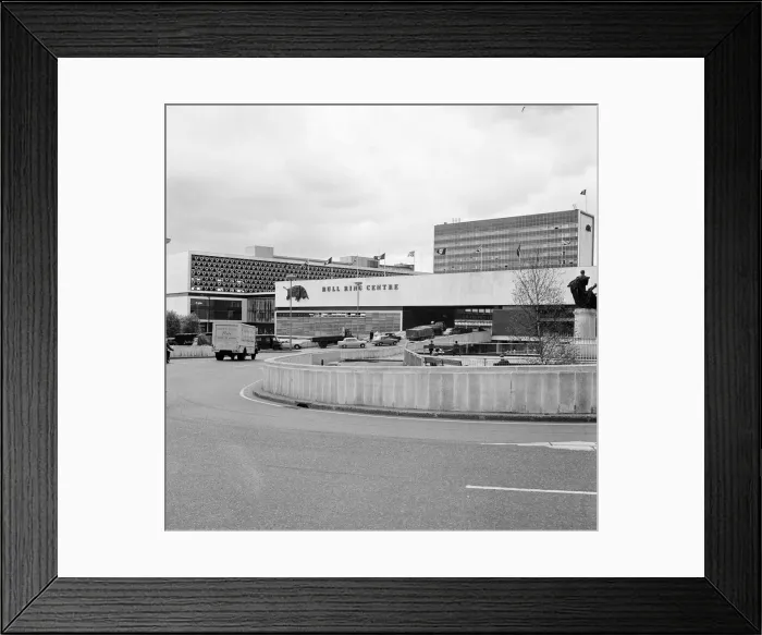 Framed Print : Bull Ring Shopping Centre, Birmingham, 10th June 1964 Framed Print : Bull Ring Shopping Centre, Birmingham, 10th June 1964