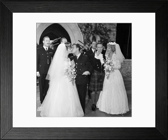 Framed Print : Norman Wisdom marries film star Jennifer Jayne, at Pinewood Studios Framed Print : Norman Wisdom marries film star Jennifer Jayne, at Pinewood Studios