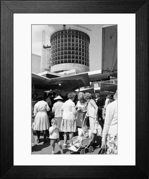 Framed Print : Bullring Open Air Market, Shopping Centre and Rotunda, Birmingham, 27th July 1963 Framed Print : Bullring Open Air Market, Shopping Centre and Rotunda, Birmingham, 27th July 1963
