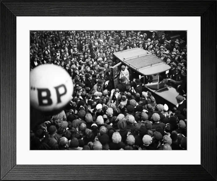 Framed Print : Mohandas Mahatma'Gandhi, leader of the Indian independence movement in Framed Print : Mohandas Mahatma'Gandhi, leader of the Indian independence movement in