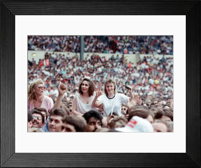 Framed Print : Bruce Springsteen, in concert on his Tunnel of Love Express Tour, Wembley Stadium, London Framed Print : Bruce Springsteen, in concert on his Tunnel of Love Express Tour, Wembley Stadium, London