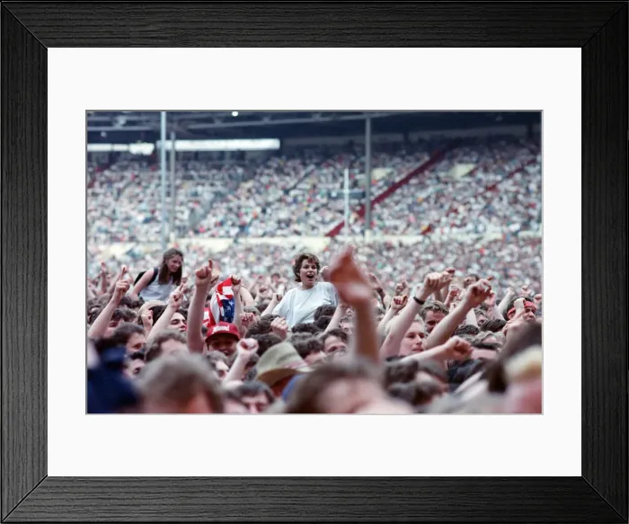 Framed Print : Bruce Springsteen, in concert on his Tunnel of Love Express Tour, Wembley Stadium, London Framed Print : Bruce Springsteen, in concert on his Tunnel of Love Express Tour, Wembley Stadium, London