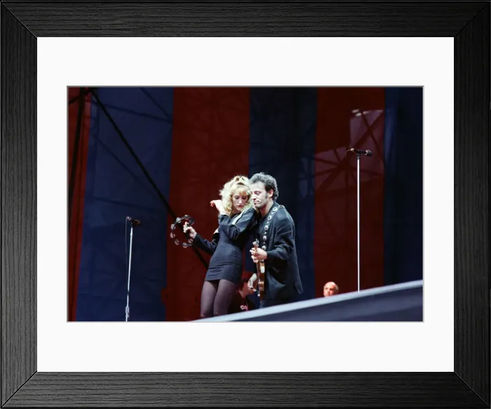 Framed Print : Bruce Springsteen, in concert on his Tunnel of Love Express Tour, Wembley Stadium, London