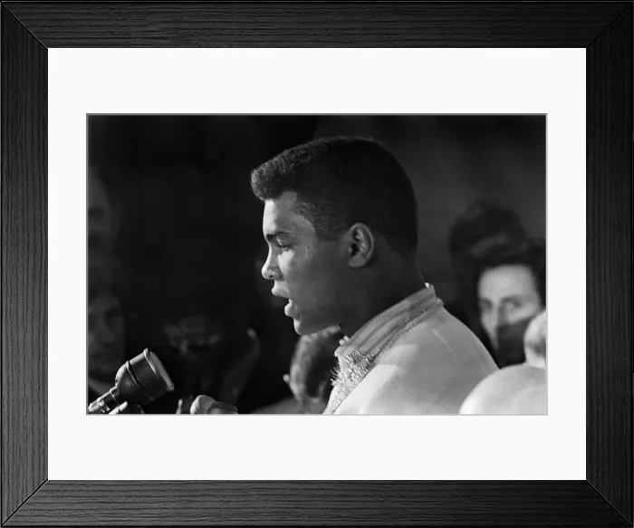 Framed Print : American world champion heavyweight boxer Muhammad Ali (formerly Cassius Clay Framed Print : American world champion heavyweight boxer Muhammad Ali (formerly Cassius Clay