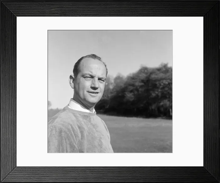 Framed Print : Harry Johnston, Manager, Reading FC. Pictured 11th November 1959