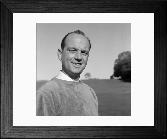 Framed Print : Harry Johnston, Manager, Reading FC. Pictured 11th November 1959