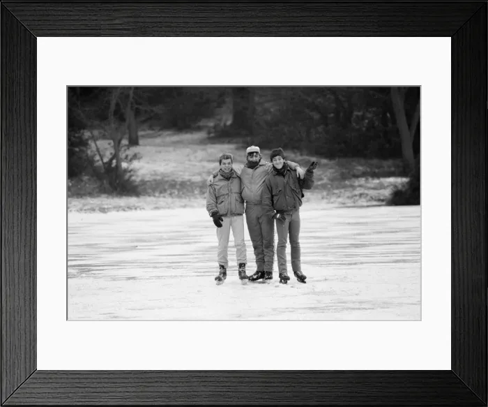 Framed Print : Ice Skating on frozen lake, Sutton Park, Birmingham, England, 17th February 1986 Framed Print : Ice Skating on frozen lake, Sutton Park, Birmingham, England, 17th February 1986