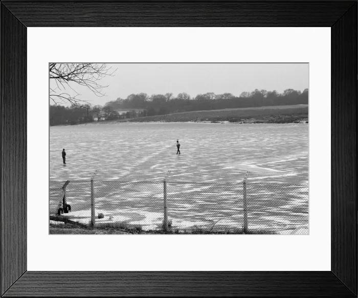 Framed Print : Frozen Park Lake, Birmingham, England, 17th February 1986 Framed Print : Frozen Park Lake, Birmingham, England, 17th February 1986