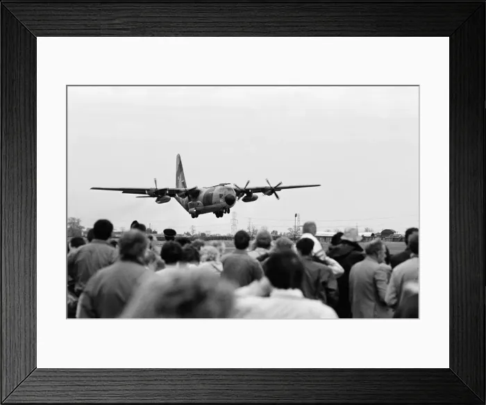 Framed Print : Tees Valley Airshow, Durham Tees Valley Airport, Darlington, County Durham
