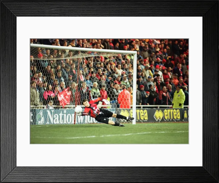 Framed Print : Divison One match, Middlesbrough 6 -0 Swindon Town held at the Riverside Stadium Framed Print : Divison One match, Middlesbrough 6 -0 Swindon Town held at the Riverside Stadium