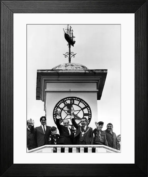 Framed Print : The lighthouse memorial in the lake at Roath Park, Cardiff, Wales Framed Print : The lighthouse memorial in the lake at Roath Park, Cardiff, Wales