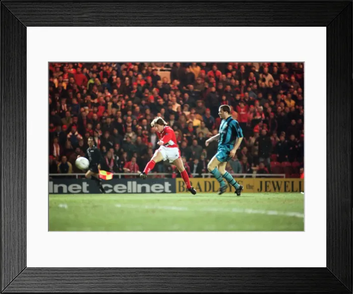 Framed Print : Divison One match, Middlesbrough 6 -0 Swindon Town held at the Riverside Stadium Framed Print : Divison One match, Middlesbrough 6 -0 Swindon Town held at the Riverside Stadium