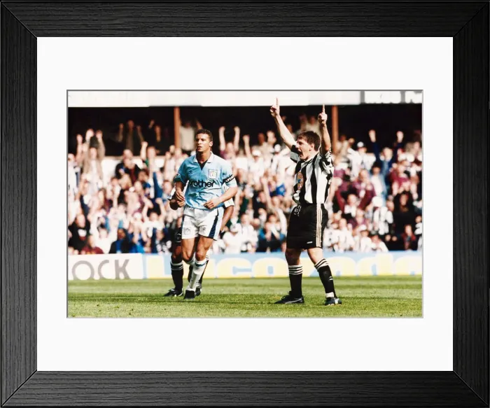 Framed Print : English Premier League match at St James Park. Newcastle United 3 v Manchester City Framed Print : English Premier League match at St James Park. Newcastle United 3 v Manchester City