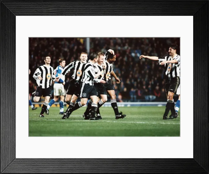 Framed Print : English Premier League match at Ewood Park, Blackburn. Blackburn Rovers 2 v Framed Print : English Premier League match at Ewood Park, Blackburn. Blackburn Rovers 2 v