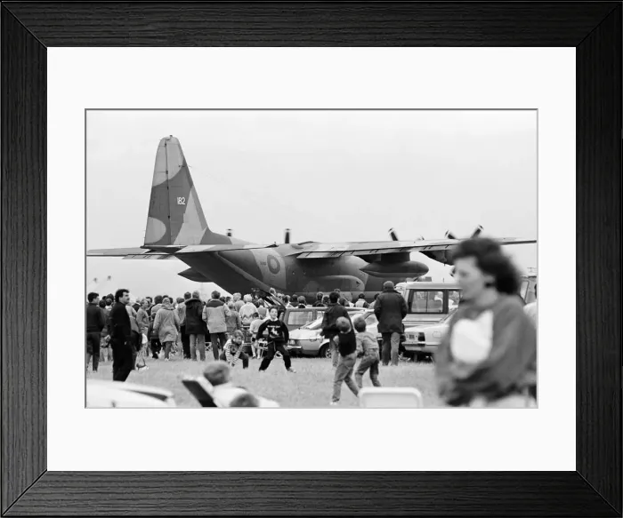 Framed Print : Tees Valley Airshow, Durham Tees Valley Airport, Darlington, County Durham Framed Print : Tees Valley Airshow, Durham Tees Valley Airport, Darlington, County Durham