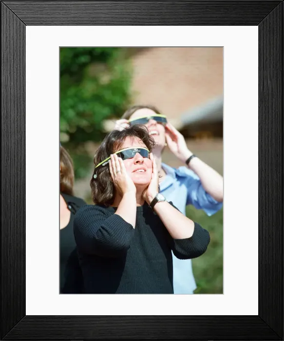 Framed Print : People watching a total solar eclipse. 11th August 1999 Framed Print : People watching a total solar eclipse. 11th August 1999
