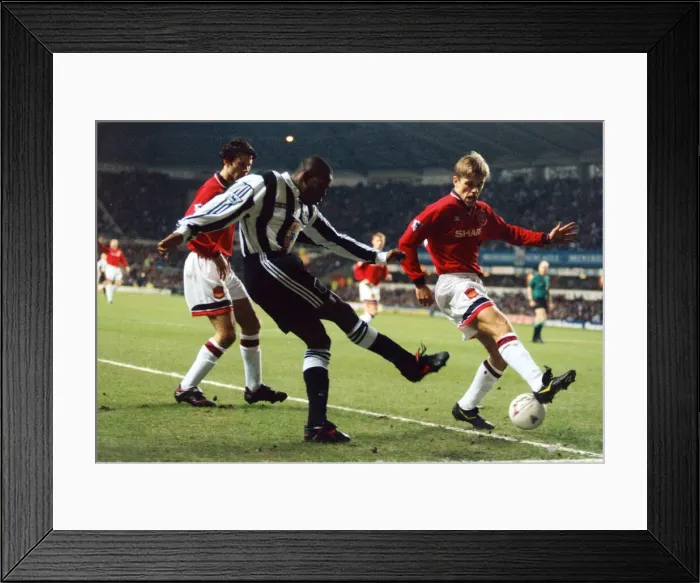 Framed Print : Newcastle 0 -1 Manchester United, Premier League match held at St James Park Framed Print : Newcastle 0 -1 Manchester United, Premier League match held at St James Park