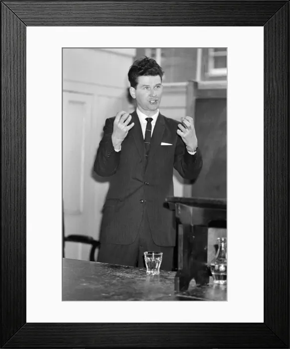 Framed Print : Conservative MP for Smethwick, Peter Griffiths, talking at Kings College, London Framed Print : Conservative MP for Smethwick, Peter Griffiths, talking at Kings College, London