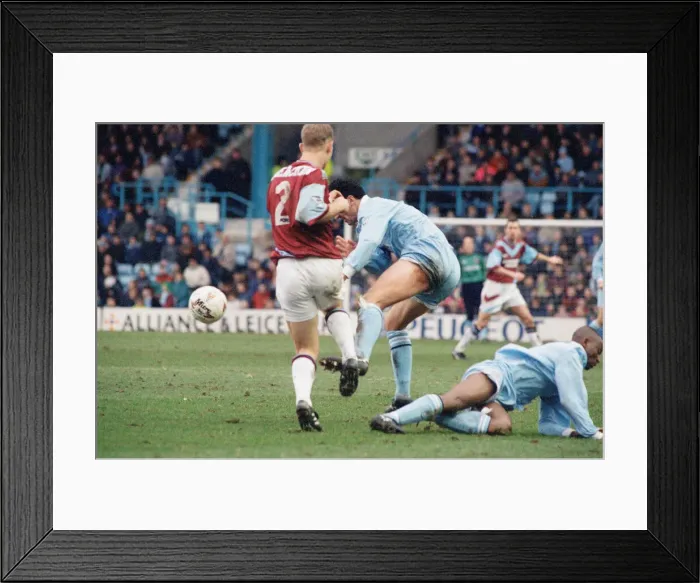 Framed Print : Coventry City 2 v West Ham United 0, Premier League match at Highfield Road Framed Print : Coventry City 2 v West Ham United 0, Premier League match at Highfield Road