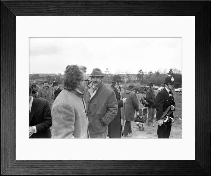 Framed Print : Sean Connery during location filming in Bracknell for the movie Offence Framed Print : Sean Connery during location filming in Bracknell for the movie Offence