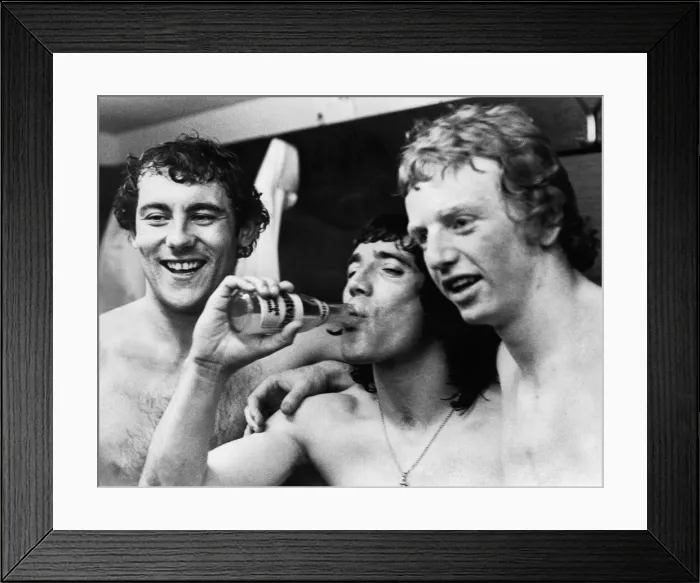Framed Print : Liverpool 3 v Saint-Etienne 1 European Cup Quarter-finals 2nd leg At Anfield Framed Print : Liverpool 3 v Saint-Etienne 1 European Cup Quarter-finals 2nd leg At Anfield
