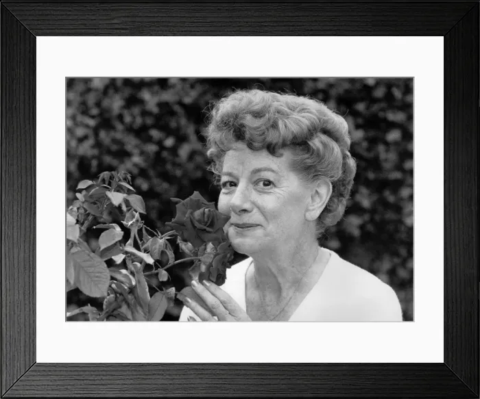 Framed Print : Entertainment: Actress Jean Alexander. September 1989 P016314 Framed Print : Entertainment: Actress Jean Alexander. September 1989 P016314