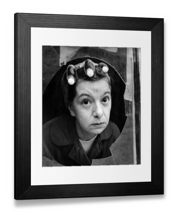 Framed Print : Alexander Jean, actress wearing curles, famous fox her character Hilda Ogden in