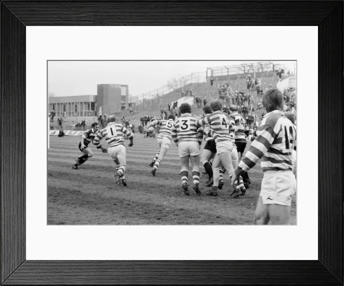 Framed Print : Gosforth 27-11 Waterloo, Rugby Union, John Player Cup final match at Twickenham Stadium Framed Print : Gosforth 27-11 Waterloo, Rugby Union, John Player Cup final match at Twickenham Stadium