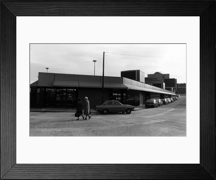 Framed Print : Middlesbrough Bus Station, Teesside, 29th September 1982 Framed Print : Middlesbrough Bus Station, Teesside, 29th September 1982