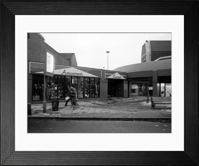 Framed Print : Middlesbrough Bus Station, Teesside, 16th January 1987