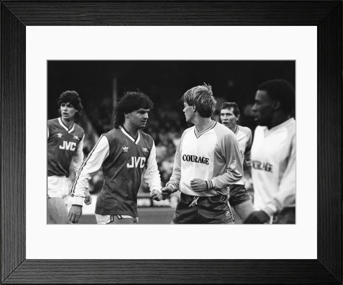 Framed Print : Reading 1-3 Arsenal, FA Cup third round match at Elm Park, Saturday 10th January 1987 Framed Print : Reading 1-3 Arsenal, FA Cup third round match at Elm Park, Saturday 10th January 1987