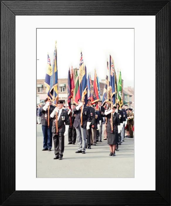 Framed Print : VJ Day Anniversary, Parade to Cenotaph, Middlesbrough, Sunday 20th August 1995