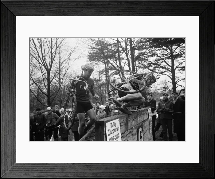 Framed Print : 1968 British National Amateur Cyclo-Cross Championships at Crystal Palace