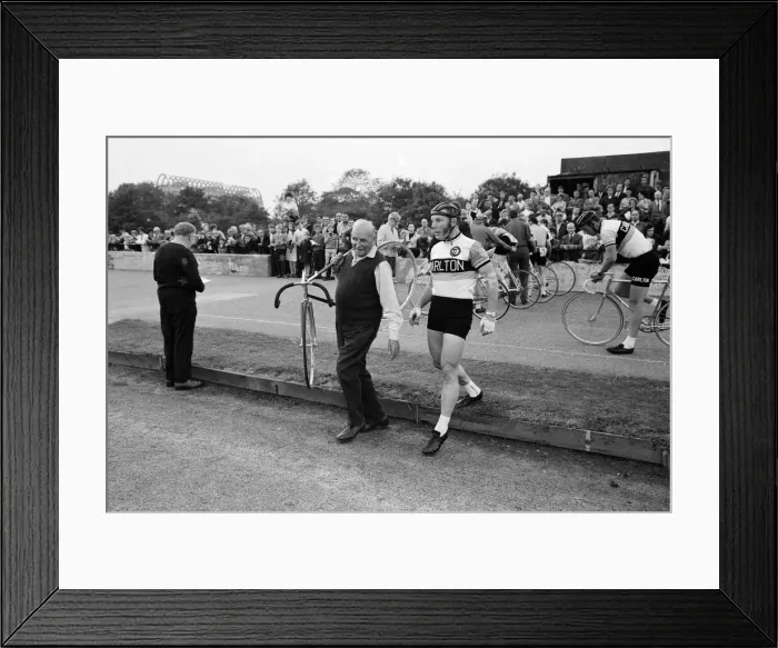 Framed Print : Former World Champion sprint cyclist Reg Harris pictured at the Fallowfield Racing track Framed Print : Former World Champion sprint cyclist Reg Harris pictured at the Fallowfield Racing track