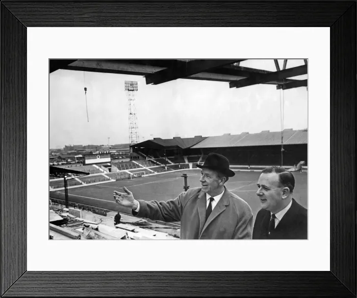 Framed Print : Minister of Sport Dennis Howell and Sir Stanley Rouse President of FIFA were at Old